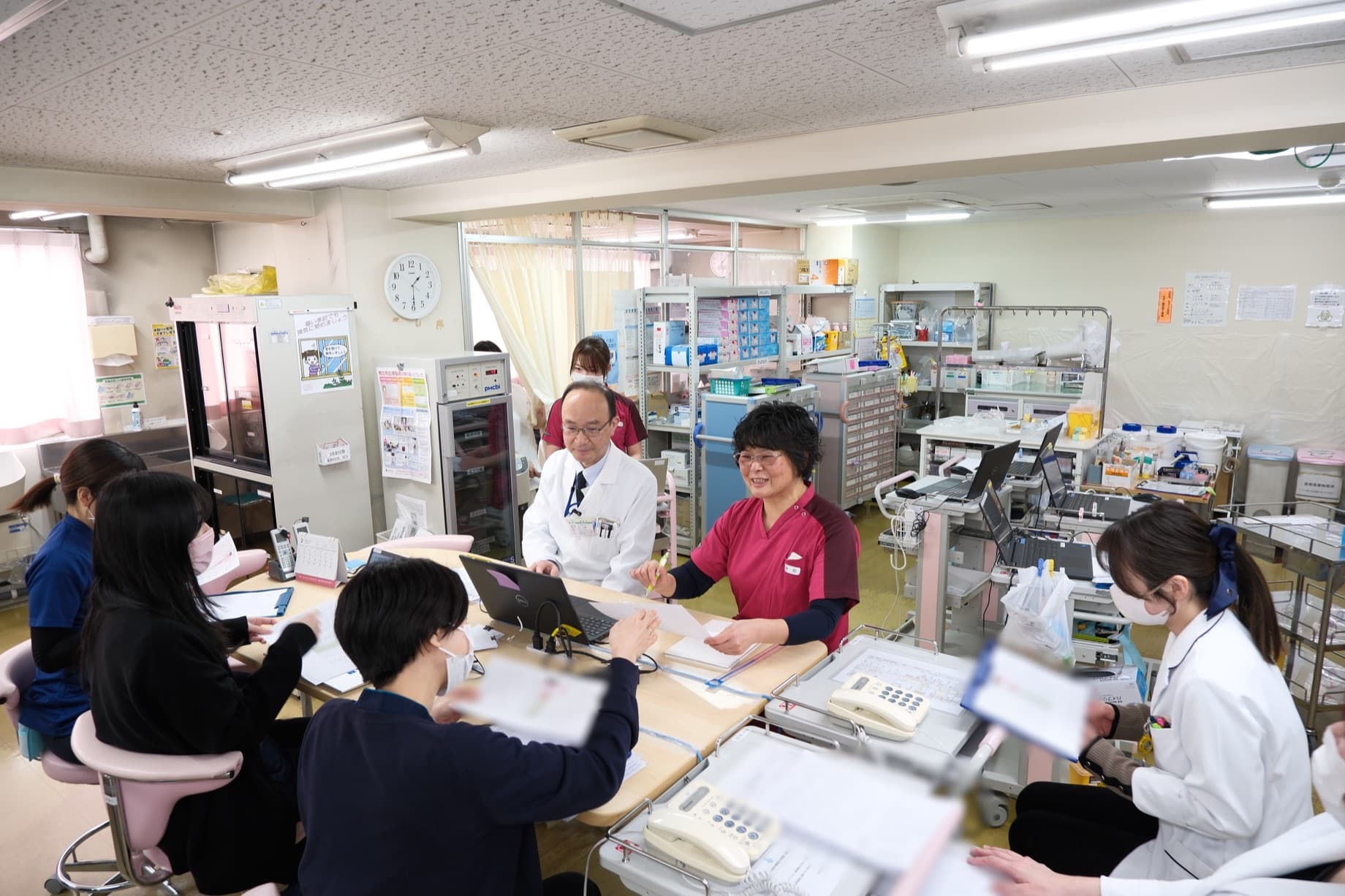 はとがや病院グループとの多職種カンファレンスの様子